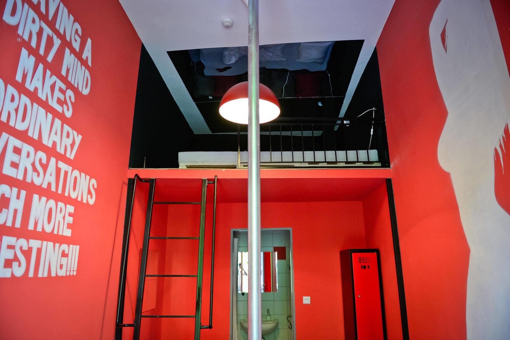 Lol Boutique Hostel City Center ブダペスト エクステリア 写真