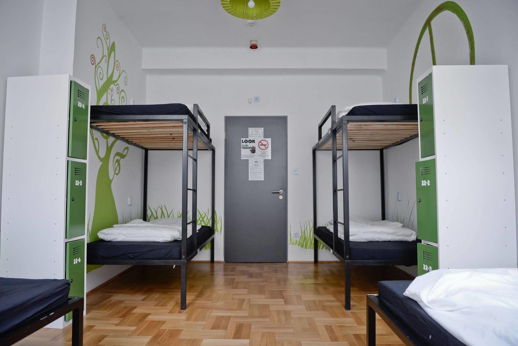 Lol Boutique Hostel City Center ブダペスト エクステリア 写真
