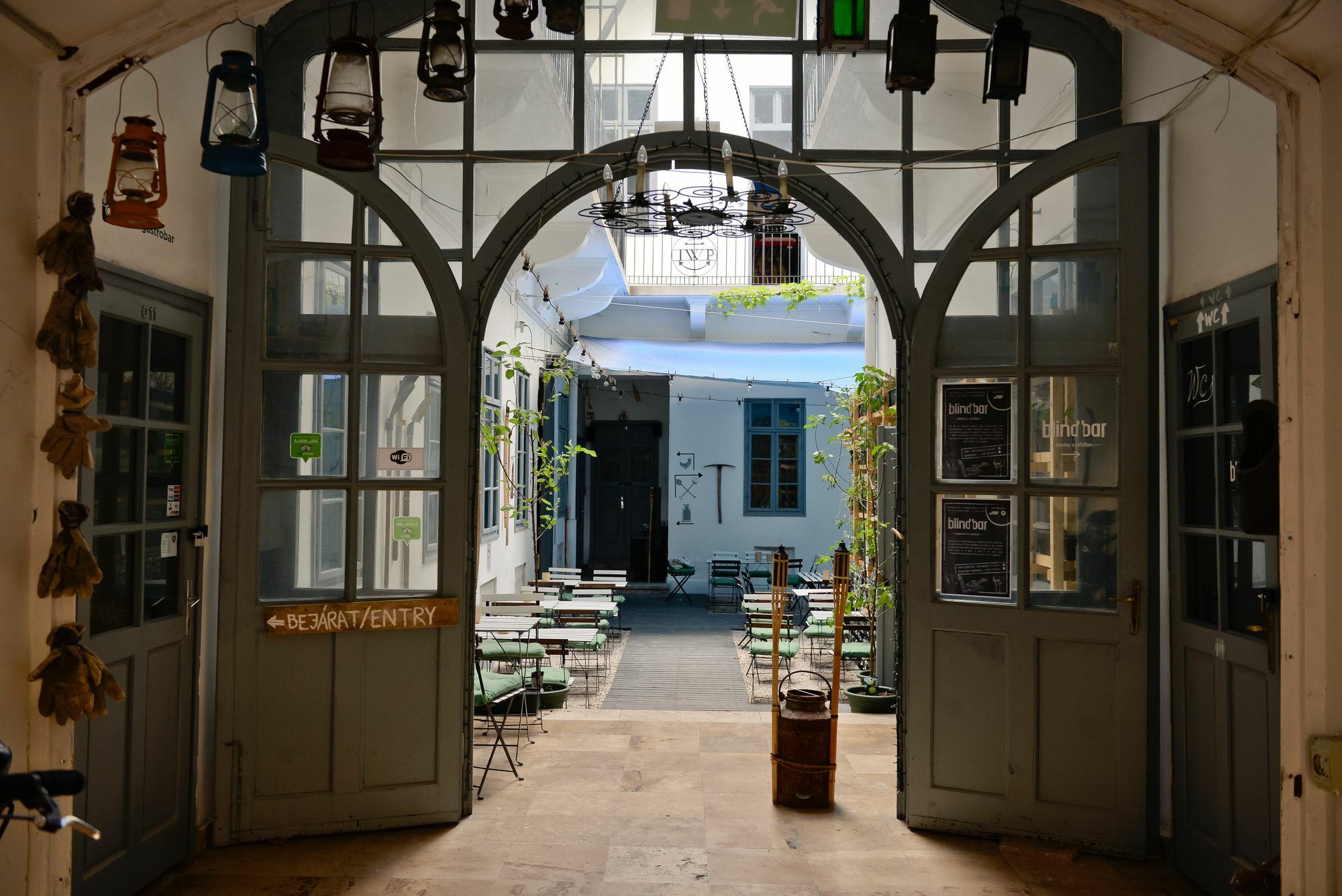 Lol Boutique Hostel City Center ブダペスト エクステリア 写真